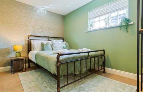 The Tudor Escape - 3 Bedroom House in Canterbury City Centre with Parking - Foto 4