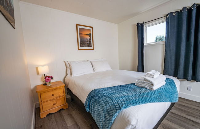 Downie Cottage by Revelstoke Vacations - Photo 2