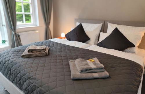 ApartZ - Celle Altstadt - bis 9 Personen Ideal für Familien und Gruppen, 3 SZ, 2 Bäder, Infrarotsauna, inklusive Parkplatz, Dachterrasse - Photo 6