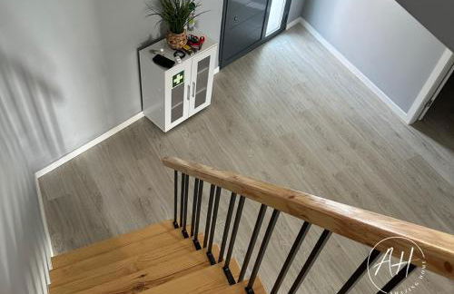 Amazing Home - Photo 9