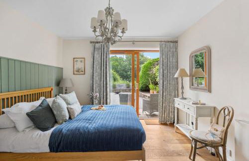 Rocket House - Large family home perched above the river - Foto 15