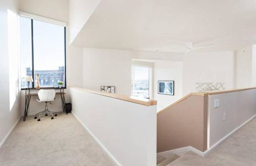 Upscale 3BR Penthouse by CozySuites - Foto 22