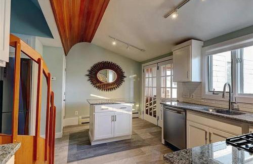 Bristol, RI The Ship of Dreams-Historical District - Foto 43