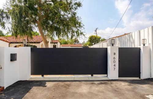 Designer 2 bed near Universal sleeps 8 hot tub - Foto 57