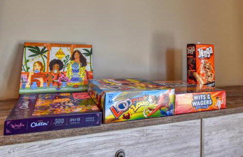 Windtree Retreat Hot Tub Pet-Friendly Fire Pit Near Downtown - Foto 20