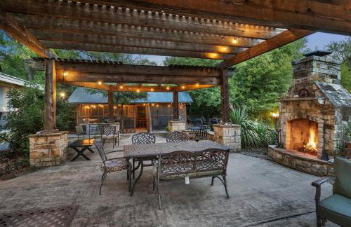 Waterfront & Pet-friendly 3-Acre Home with fire-pit - Photo 20