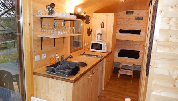 Charming Apartment in Sensenruth with Hot Tub - Photo 3, Private kitchen