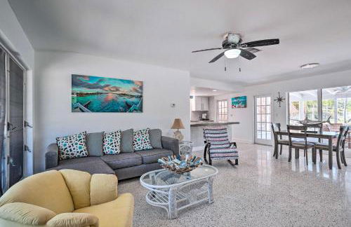Palm City Canalfront Home with Boat Dock and Fire Pit! - Foto 4