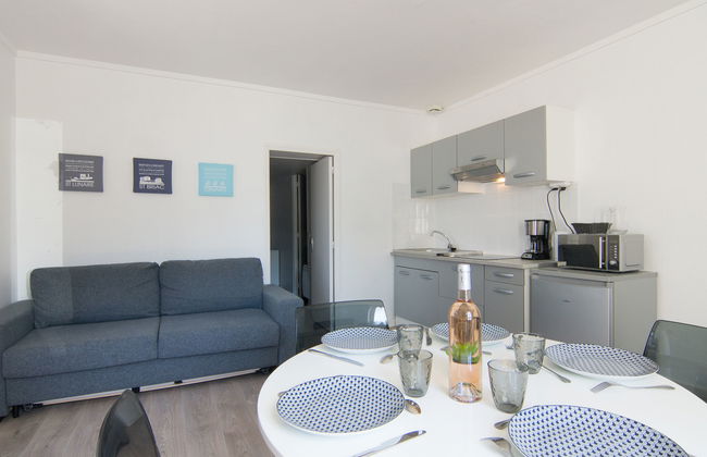 1 bedroom Apartment in La Richardais with garden - Photo 6