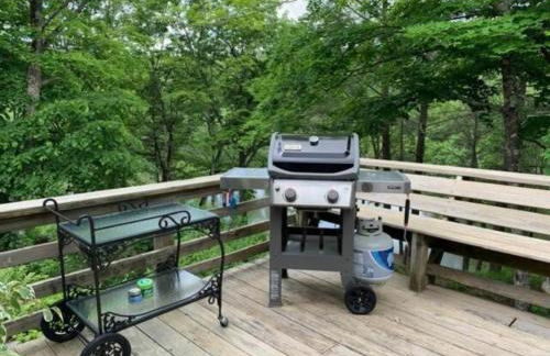 Luxurious Riverfront Cottage with a Hot Tub and a Fireplace near the Twin Lakes, Connecticut - Foto 63
