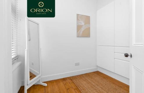 ORION SHORT STAYS is a Renewable Energy Specialist accommodation Provider based in Dundee, We have many properties available for large groups, ASK us for more details and for Custom Quotes, Many properties close to the PORTs and for Large Teams of 100 - Foto 14