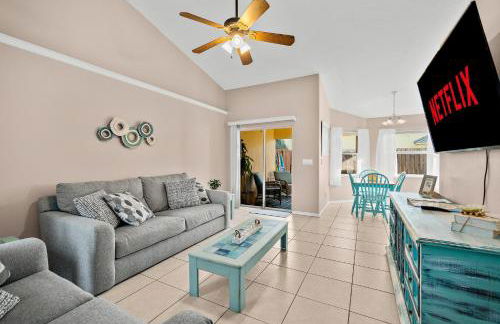 Sunset Serenity - 3BR Beach Townhome with outdoor patio - NEW HOT TUB, Steps to Ocean Fun! - Foto 5