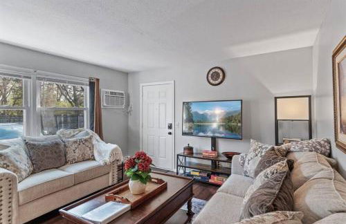 Tranquil 2BR Apt Mpls - 8073 Apt 1 - Foto 1