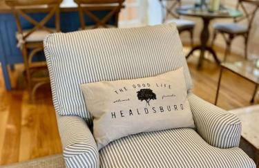 Downtown Healdsburg Plaza Charmer with Hot Tub - Foto 25