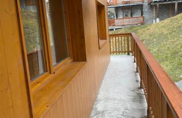 Méribel 2 pièces avec cabine, centre, proche commerce et pistes avec parking et wifi état neuf - Foto 21