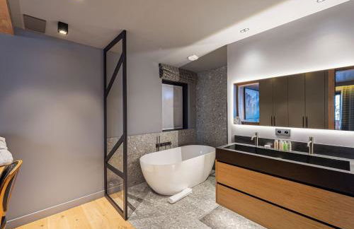 Chalet moderne avec jacuzzi et animaux admis, proche pistes Méribel - FR-1-566-56 - Foto 10