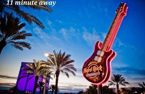 Villa White Rock in Tampa - Photo 69