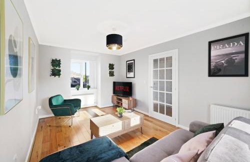 Ideal 3 bed House in Wolverhampton - Parking - Foto 1