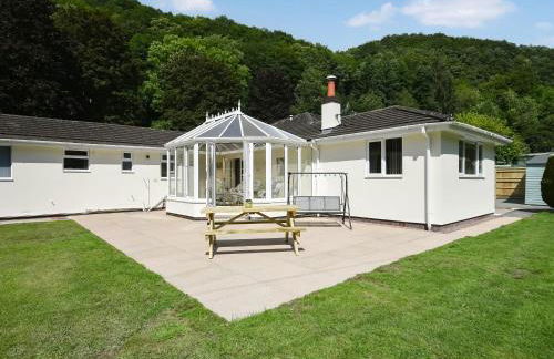 The Bungalow - Photo 26