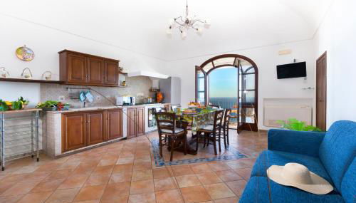 Estate4home - Casa Sofia 330 steps - Photo 3