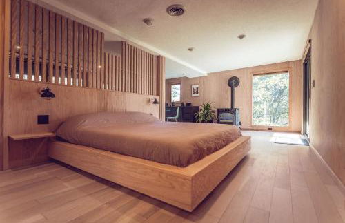 Spectacular Designer Treehouse with Mountain Views - Foto 26