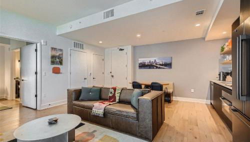 2BD Condo-Rainey St-Best views-RT Pool - Foto 2