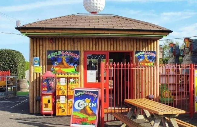 Captivating 3-bed Caravan at Golden Palm Skegness - Foto 25