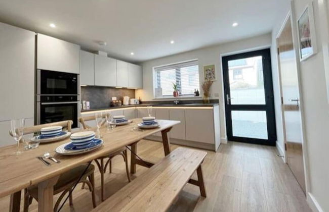 Stunning 3 bed 2 5 Bath Penzance Seaside Balcony - Foto 2