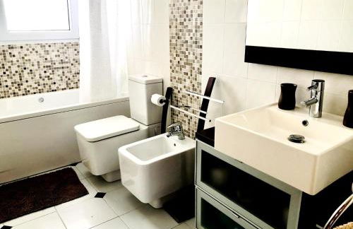 Kame House - Photo 20