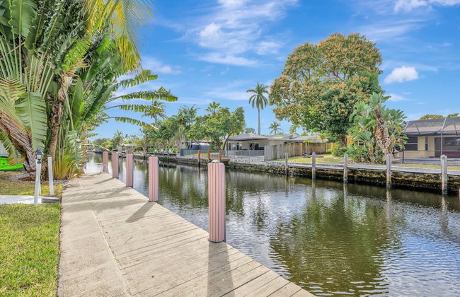 Poolside Paradise Dock & Pool! - Foto 41