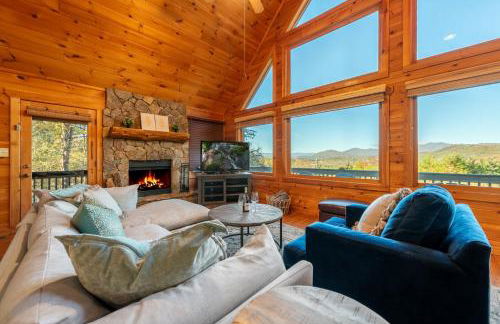 Beautiful 4BR Mountain View Cabin A Retreat for Everyone - Foto 1