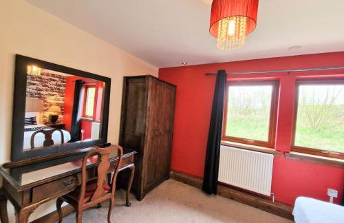 Lbtie Lodge with Two Private Hot Tubs - Fife - Loch Leven - Lomond Hills - Photo 32