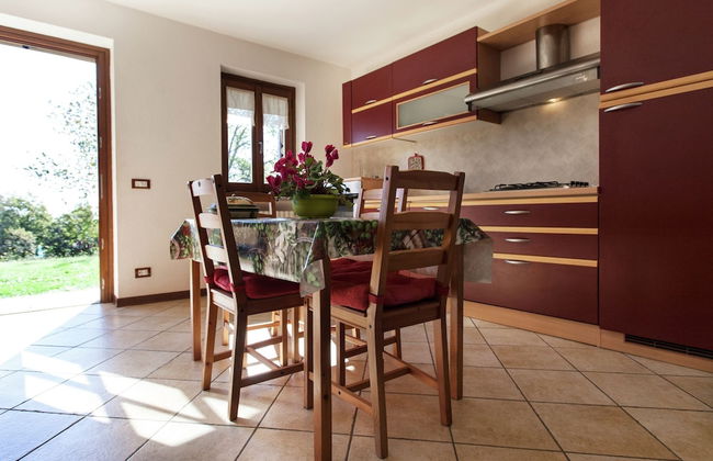 Apartment in Netro With Balcony and Views - Foto 17