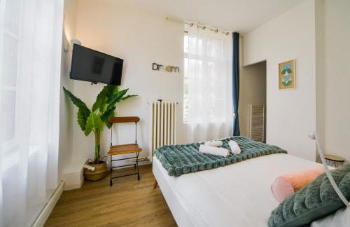 Les Carnaux- Parking - Terrasse - Foto 10