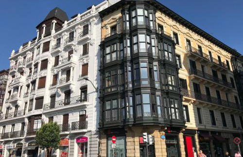 Apartamento en el centro de Bilbao - Foto 1