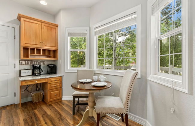 Fabulous Family-friendly Retreat by Windsor Lake! - Foto 29