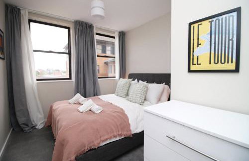 Elegant 2BR w/ Pool Table in Prime Location - Foto 5