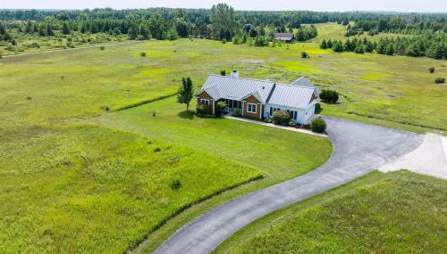 Grove Road Home - Private 5 Acres, Fire Pit, Spacious Retreat, Dog-F - Foto 3
