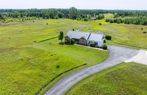 Grove Road Home - Private 5 Acres, Fire Pit, Spacious Retreat, Dog-F - Foto 3