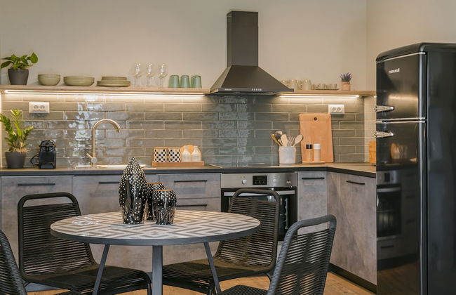 Kappa Suites - Photo 14