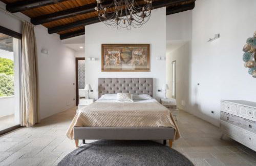 Villa a 300 Mt. dal Mare (Magaggiari) con campo da tennis - Foto 31