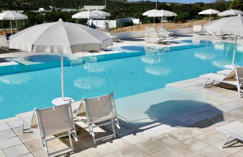 Resort con piscina a soli 250 mt dalla spiaggia La Pelosa - Foto 7