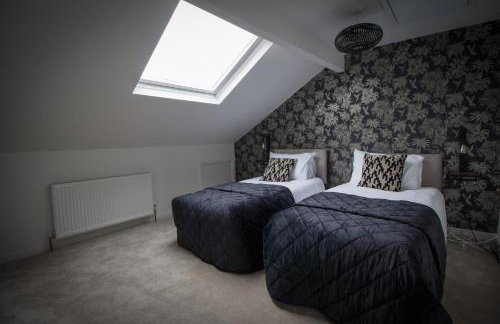 Holmfirth Home, Comfortable Stay, Near Trails and Town, Sleeps 5 - Foto 19