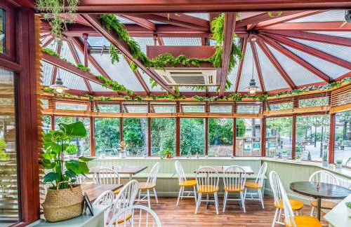 Robin's Retreat - Photo 20