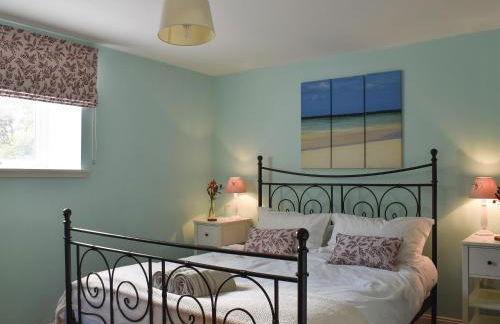 Fairlaw Garden Cottage - Photo 7