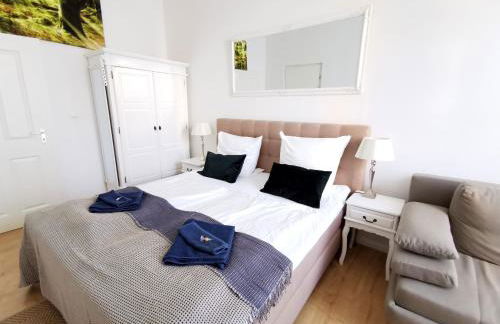 GASTEIN by ROCKCHAIR Apartments l SUPERHOST Status l 2 Bedrooms Boxspringbeds 1,5 Bathrooms - Cozy Family & Business Flair welcomes you! - Foto 9