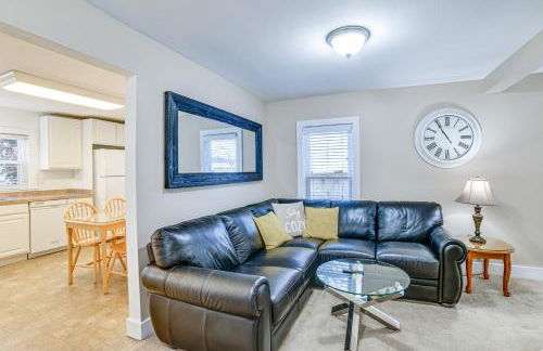 Near Hiking and Skiing Cozy Home in Cortland! - Photo 5