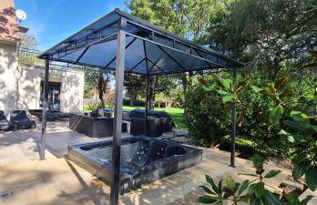 230m2 sur 3800m2 - jacuzzi 6 places - 16pers max - Foto 36