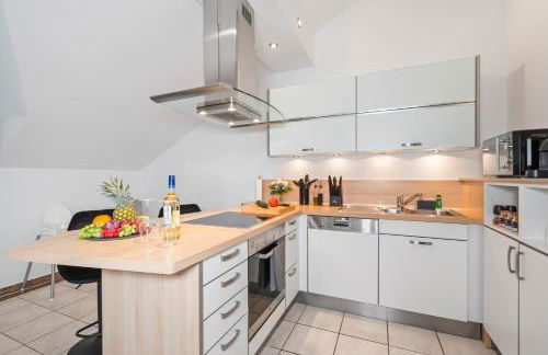 flair Apartment Stadtoase Fulda I private Sauna & Whirlpool I Balkon I 2x Parken I Kaffee I Highspeed WLAN I Disney plus - Foto 15