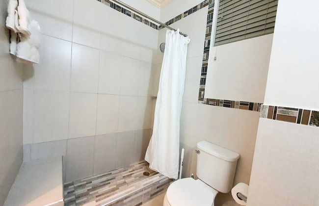 CTBH at EI8HT Super Studios - Foto 36